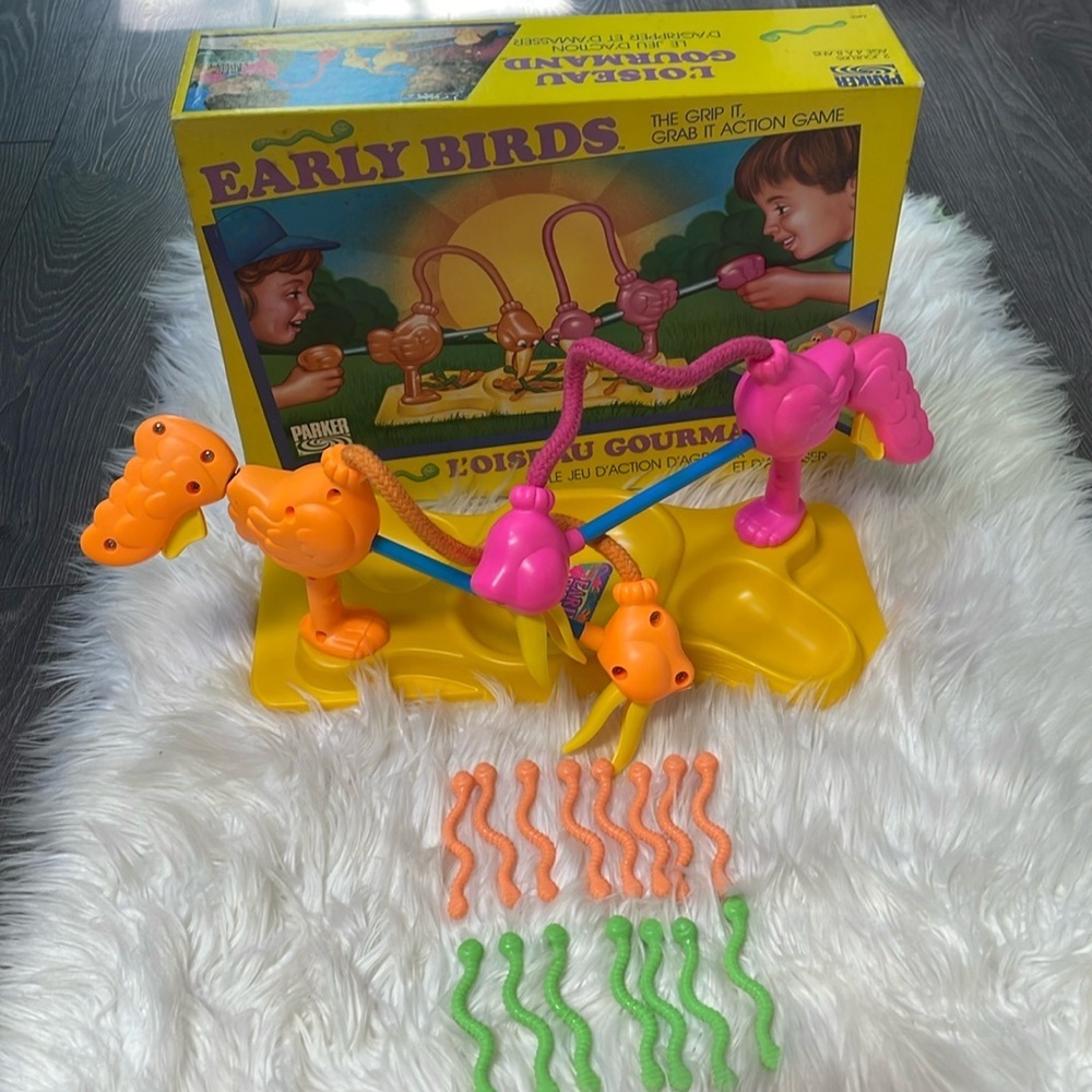1989 Vintage Early Birds Game Parker Brothers Grip It Grab It Worm Grabbing